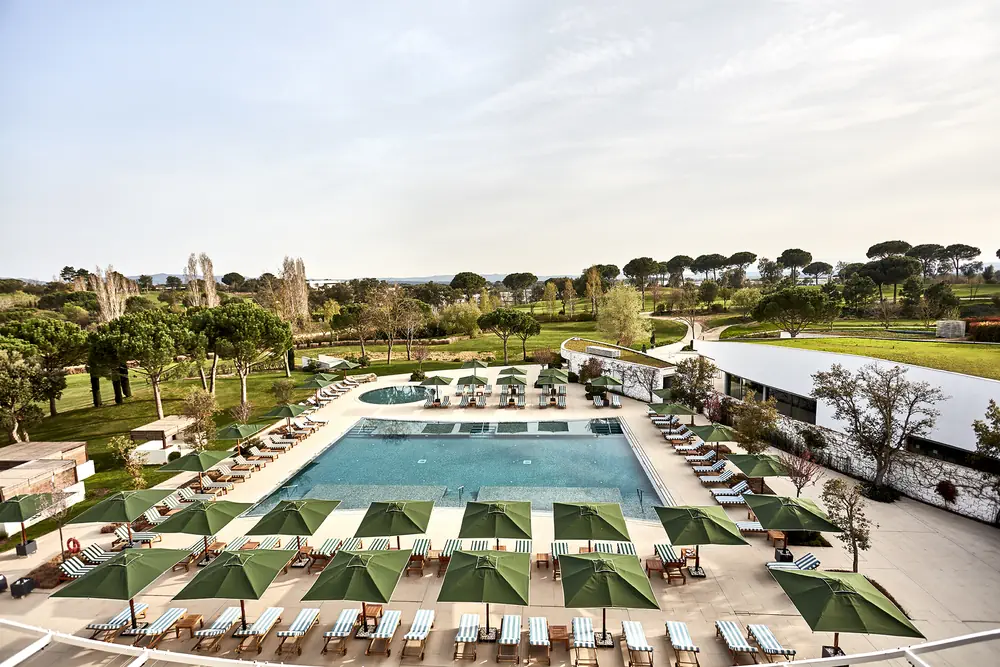hotel-camiral-pool-18